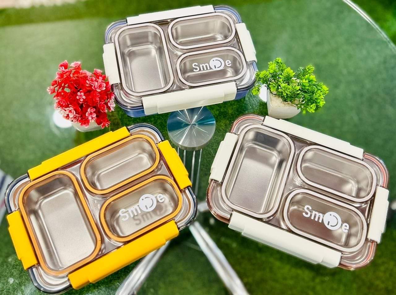 Smile Insulated Lunch Box